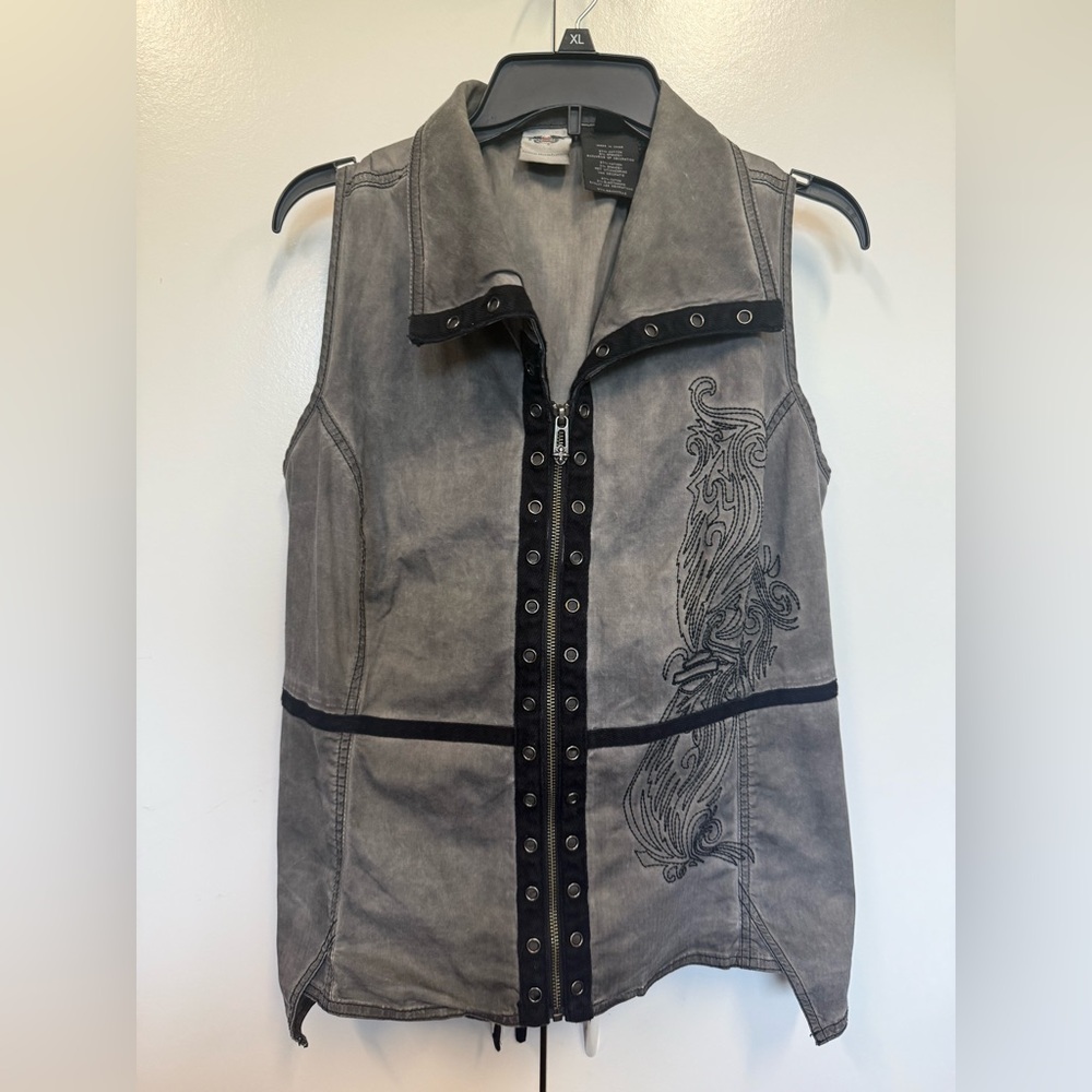 Harley-Davidson women’s stitched vest with lace up back.  Sexy. Plus size